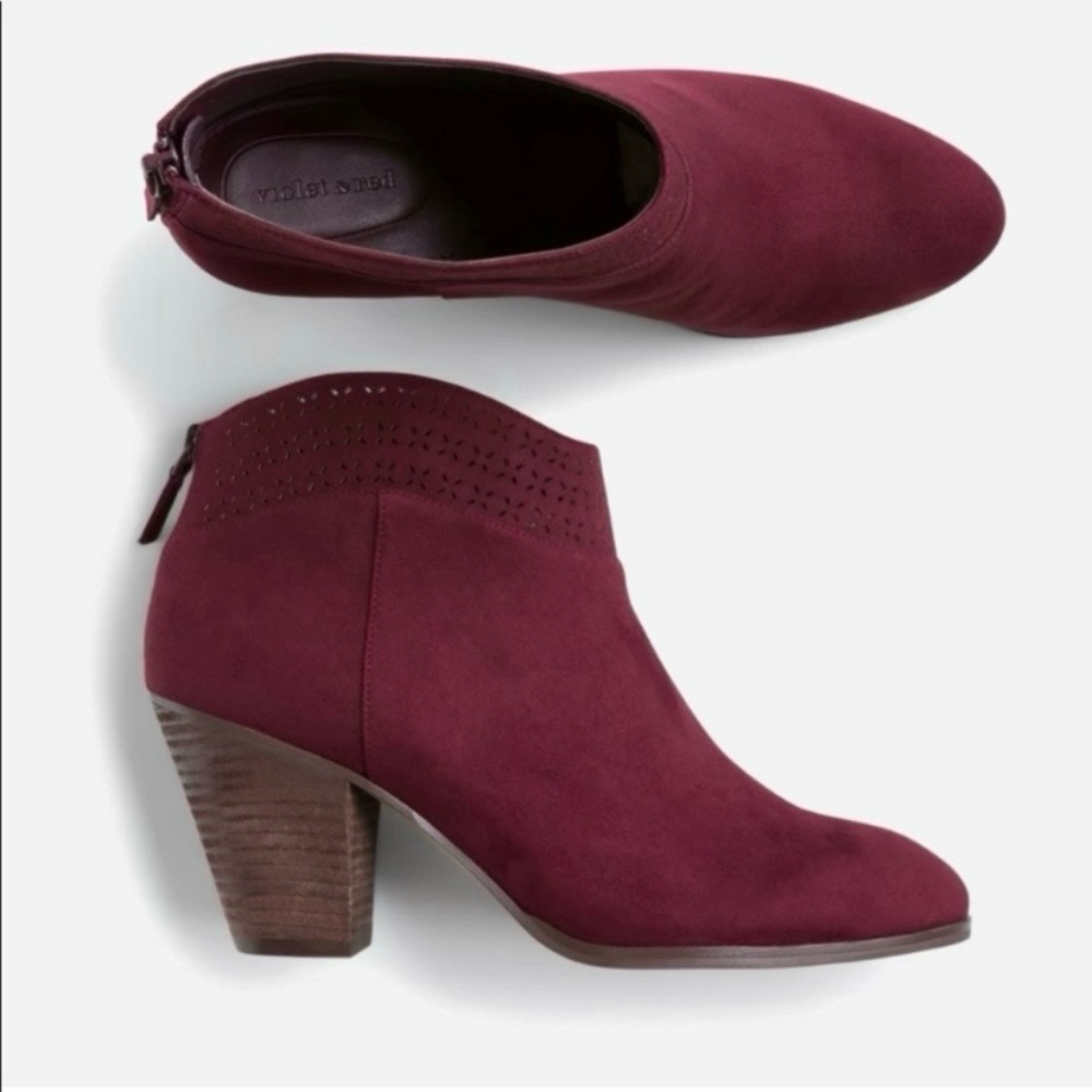 Violet & Red Burgundy Jackson Lazer Cut Topline Ankle Boots Size 8.5 NWT